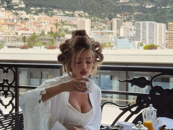 WHY WEALTH IS A MIRROR OF&nbsp;WORTHINESS